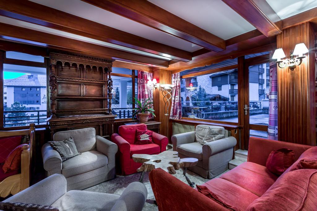 Les Cretes Blanches Hotel Val-dʼIsère Eksteriør billede