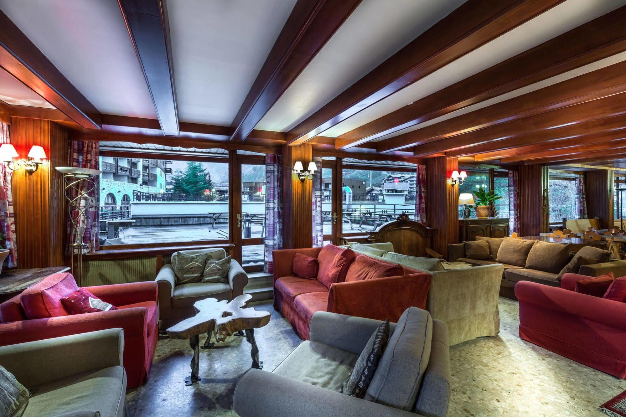 Les Cretes Blanches Hotel Val-dʼIsère Eksteriør billede